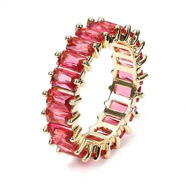 Cubic Zirconia Finger Ring gold with rose zircon