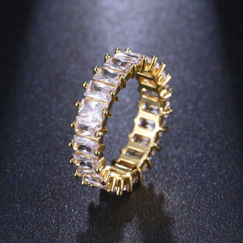 Cubic Zirconia Finger Ring gold with zircon