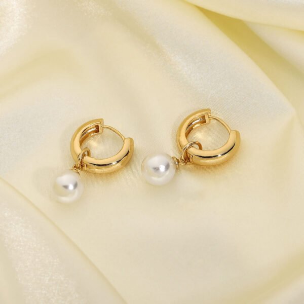 Natural fresh water pearl earrings web celebrity same style copper plated earrings pendant